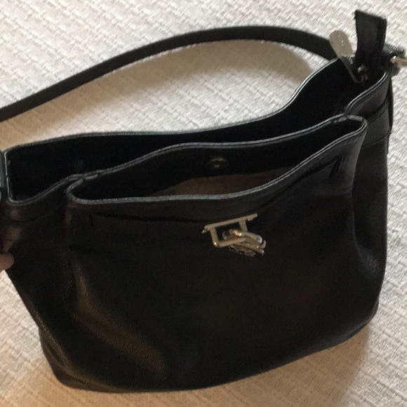 Michael Kors leather shoulder bag in black - Picture 4 of 5